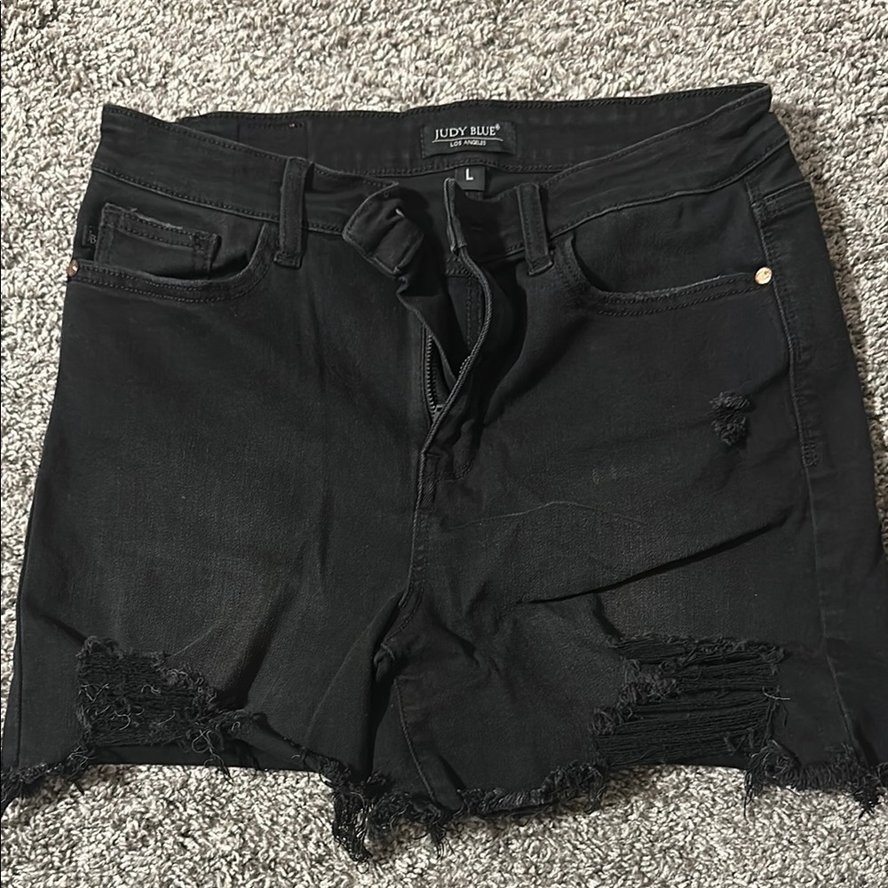 Judy Blue Women's Black Distressed Shorts